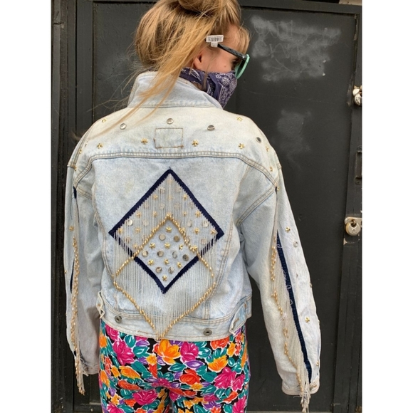 DAKOTA BLUE Vintage 80's Studded Beaded Fringe Cropped Light Wash Denim Jacket - Picture 14 of 14
